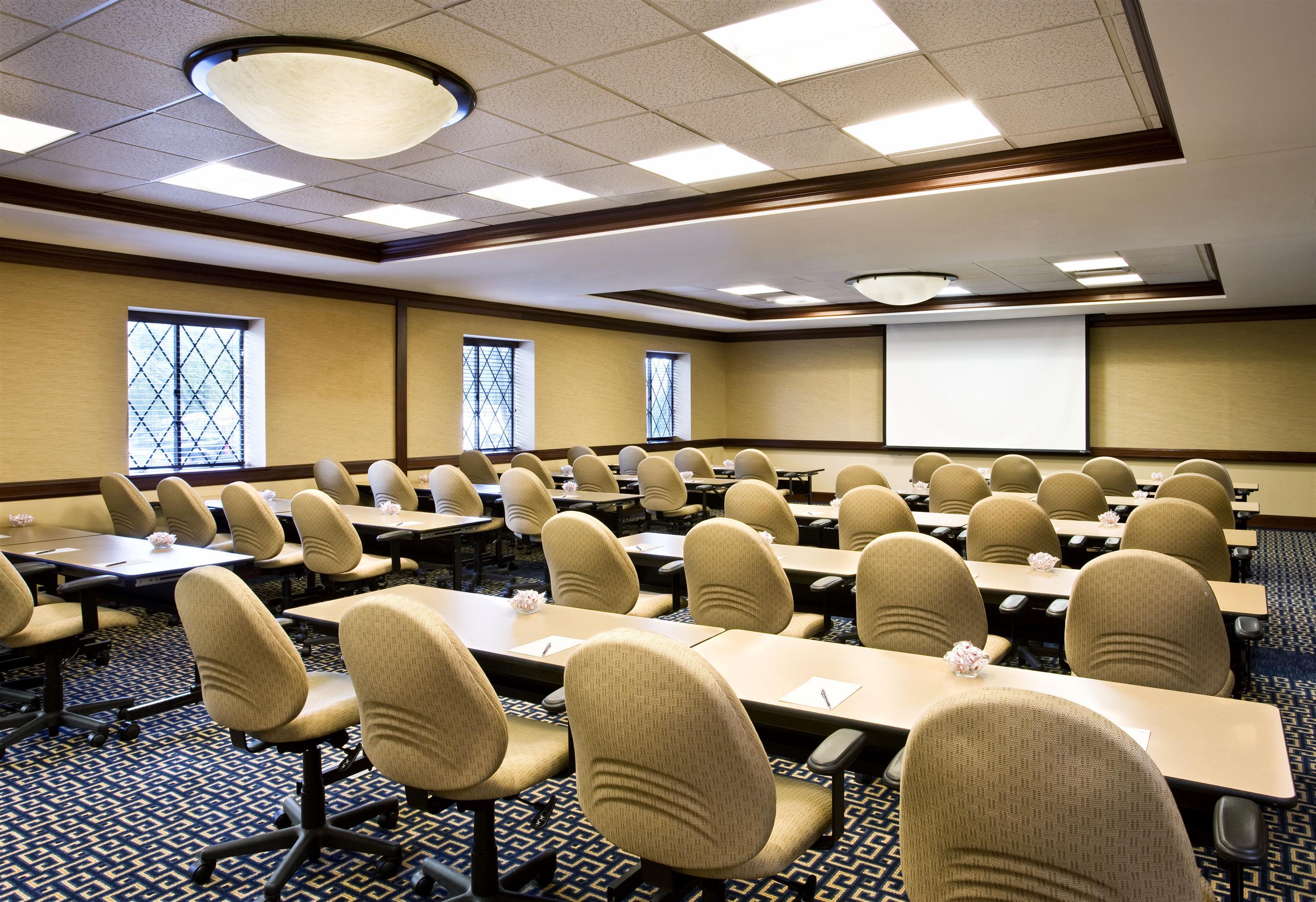 Sheraton Framingham Hotel & Conference Center Екстериор снимка