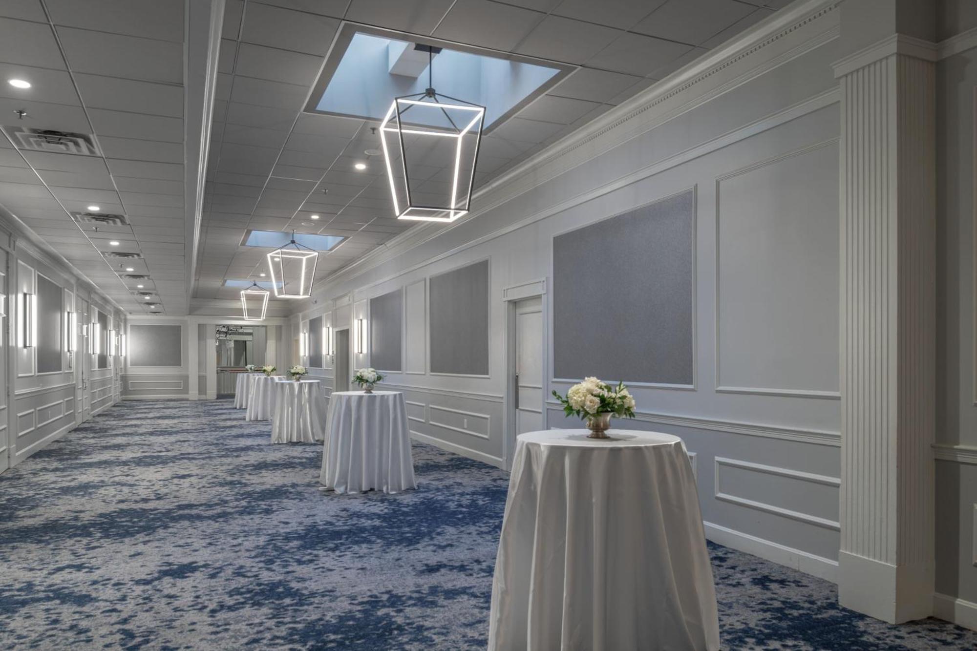 Sheraton Framingham Hotel & Conference Center Екстериор снимка
