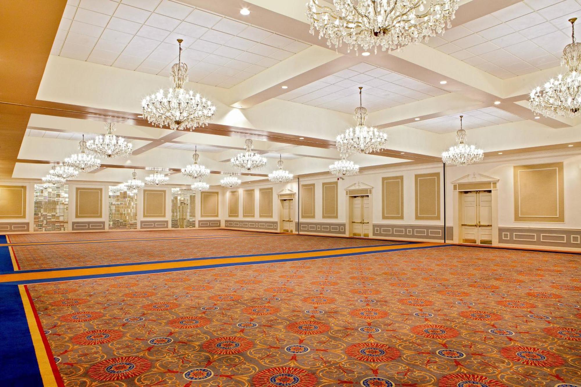 Sheraton Framingham Hotel & Conference Center Екстериор снимка