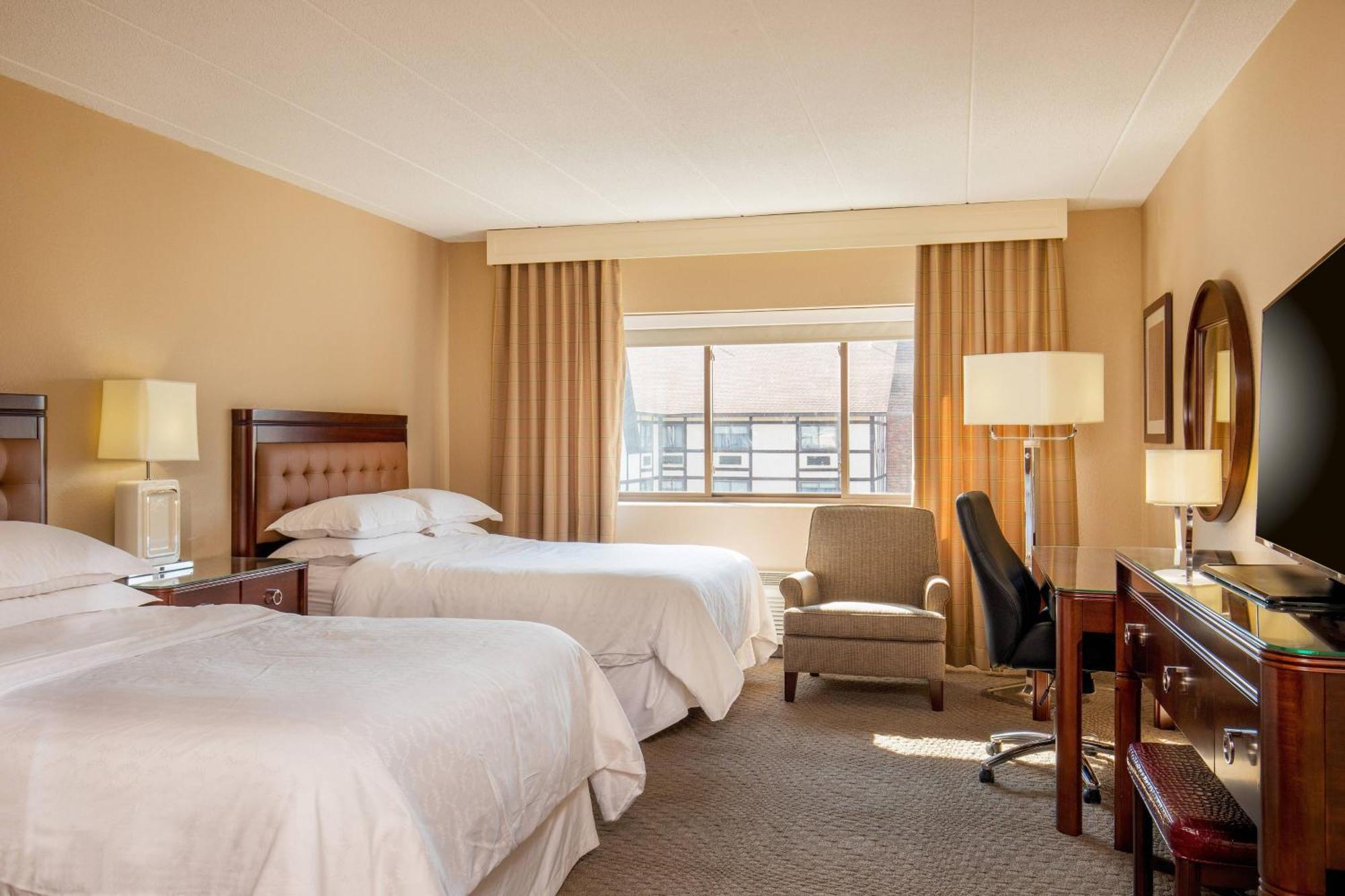 Sheraton Framingham Hotel & Conference Center Екстериор снимка