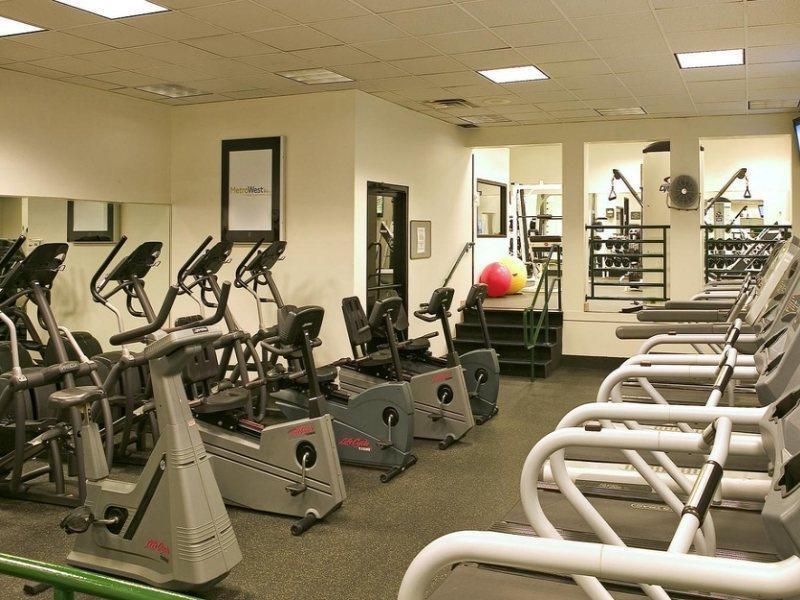 Sheraton Framingham Hotel & Conference Center Екстериор снимка